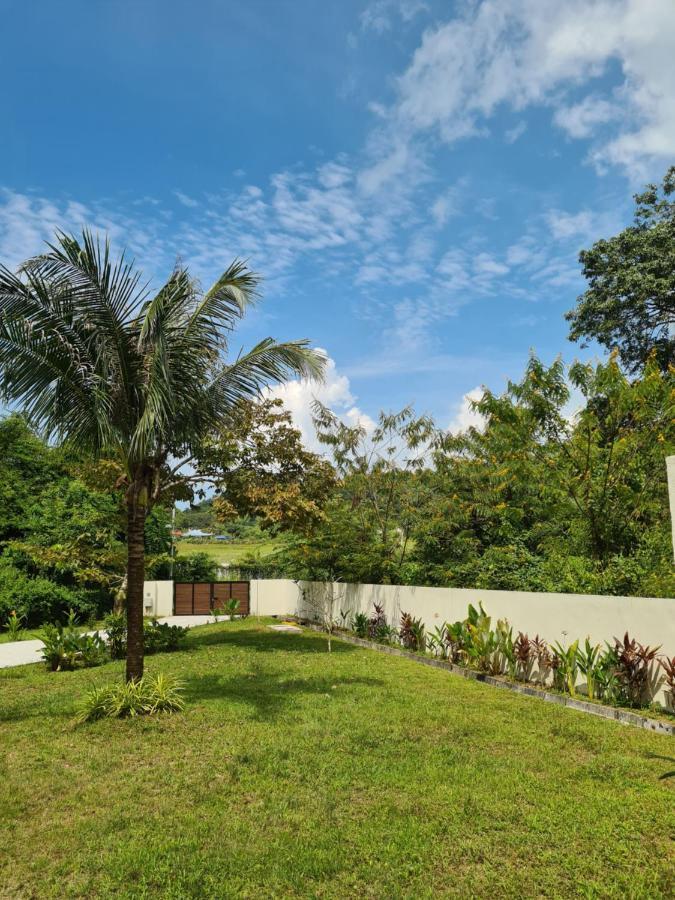 Villa Meranti - Spacious Private Pool Villa Pantai Cenang  Dış mekan fotoğraf