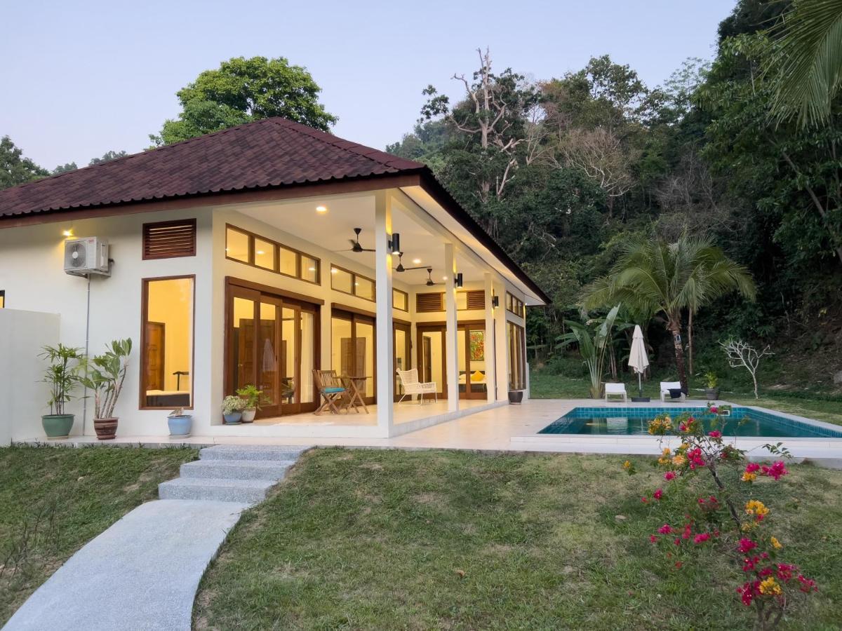 Villa Meranti - Spacious Private Pool Villa Pantai Cenang  Dış mekan fotoğraf