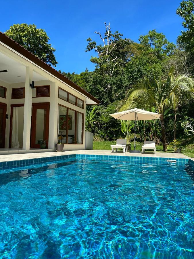 Villa Meranti - Spacious Private Pool Villa Pantai Cenang  Dış mekan fotoğraf