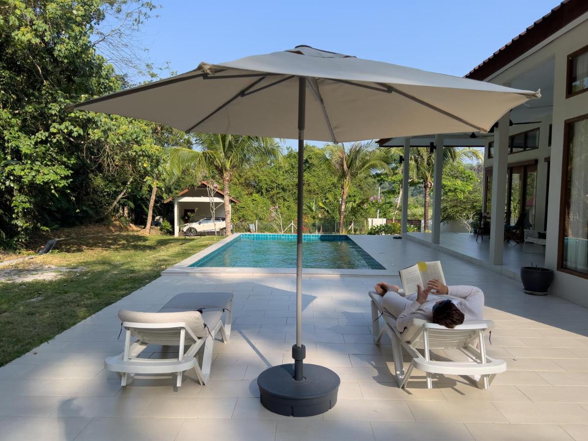 Villa Meranti - Spacious Private Pool Villa Pantai Cenang  Dış mekan fotoğraf